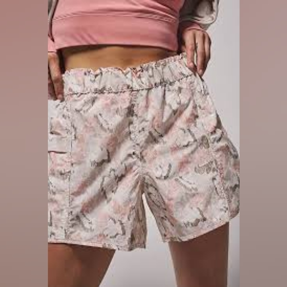 Free People Movement In The Wild Printed Shorts - Ivory Combo - NWT size Small - Picture 16 of 16